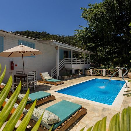 Ilhabela Studios Bagian luar foto
