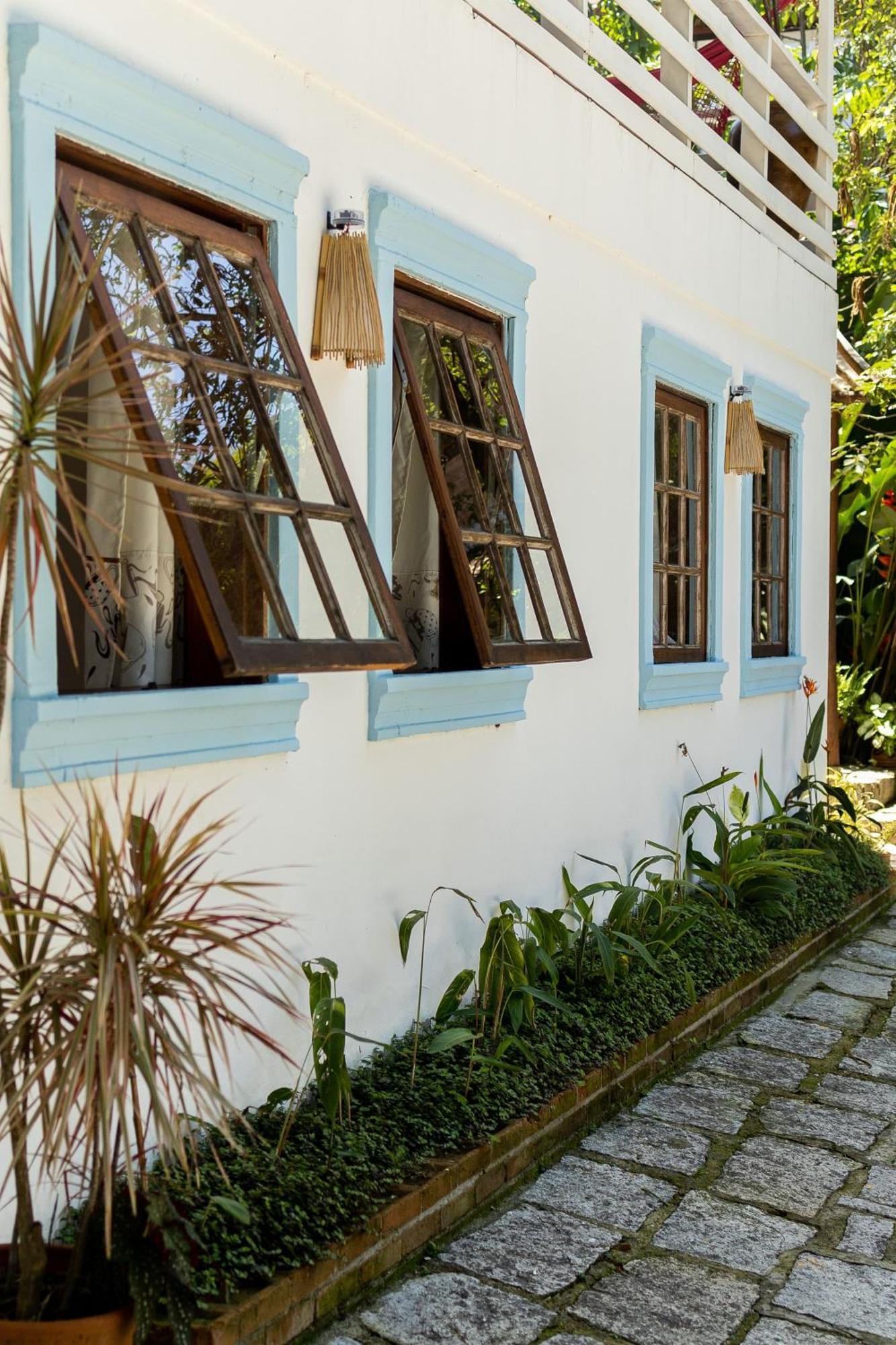 Ilhabela Studios Bagian luar foto
