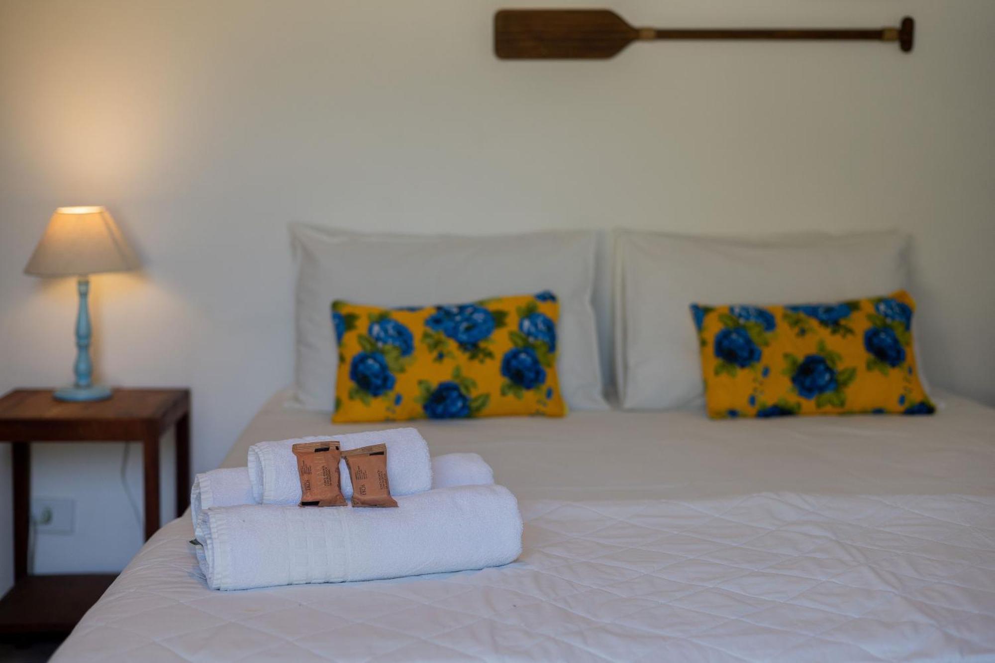 Ilhabela Studios Bagian luar foto